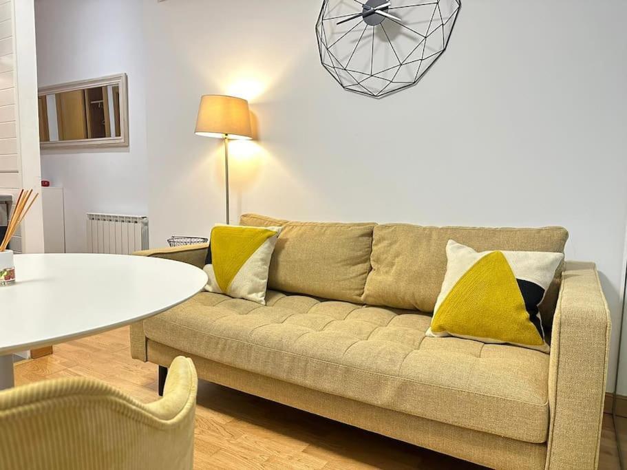 Comodo Apartamento Centro Vigo Bagian luar foto
